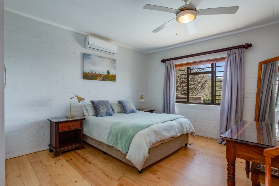 4 Bedroom Property for Sale in Bertville Western Cape